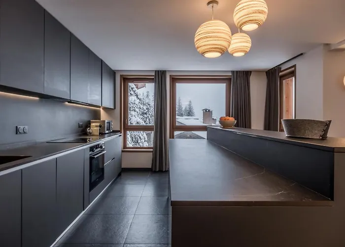 3 A Pres Des Remontees Mecaniques - Fr-1-613a-50 *