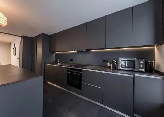 3 A Pres Des Remontees Mecaniques - Fr-1-613a-50 *